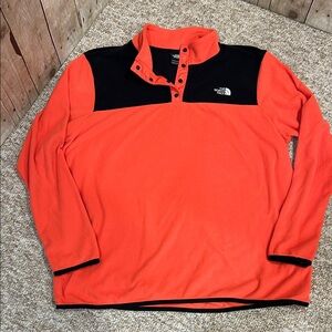The North Face Coral & Black Fleece 3/4 Snap Pullover Women’s XXL